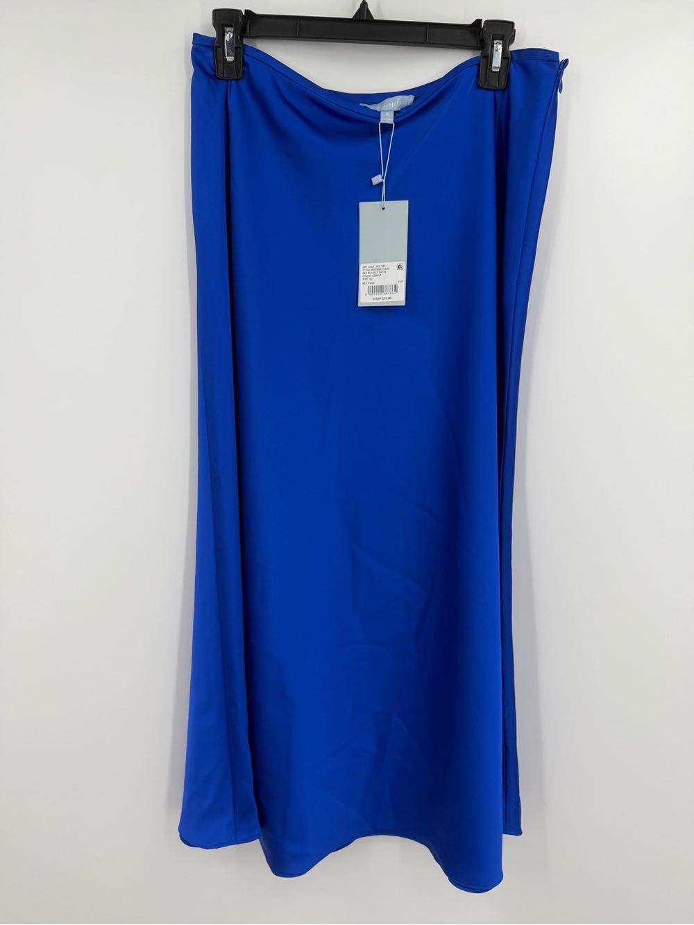 NWT Antonio Melani Blakely Satin Maxi Skirt ✨